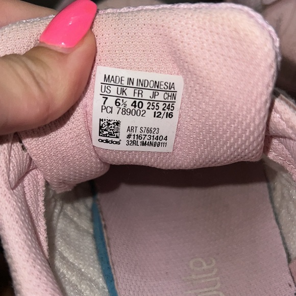 Adidas pink sneakers - Picture 3 of 3